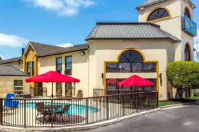 Гостиница Quality Inn at the Park  Форт Милл